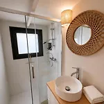 Tiny Escape *